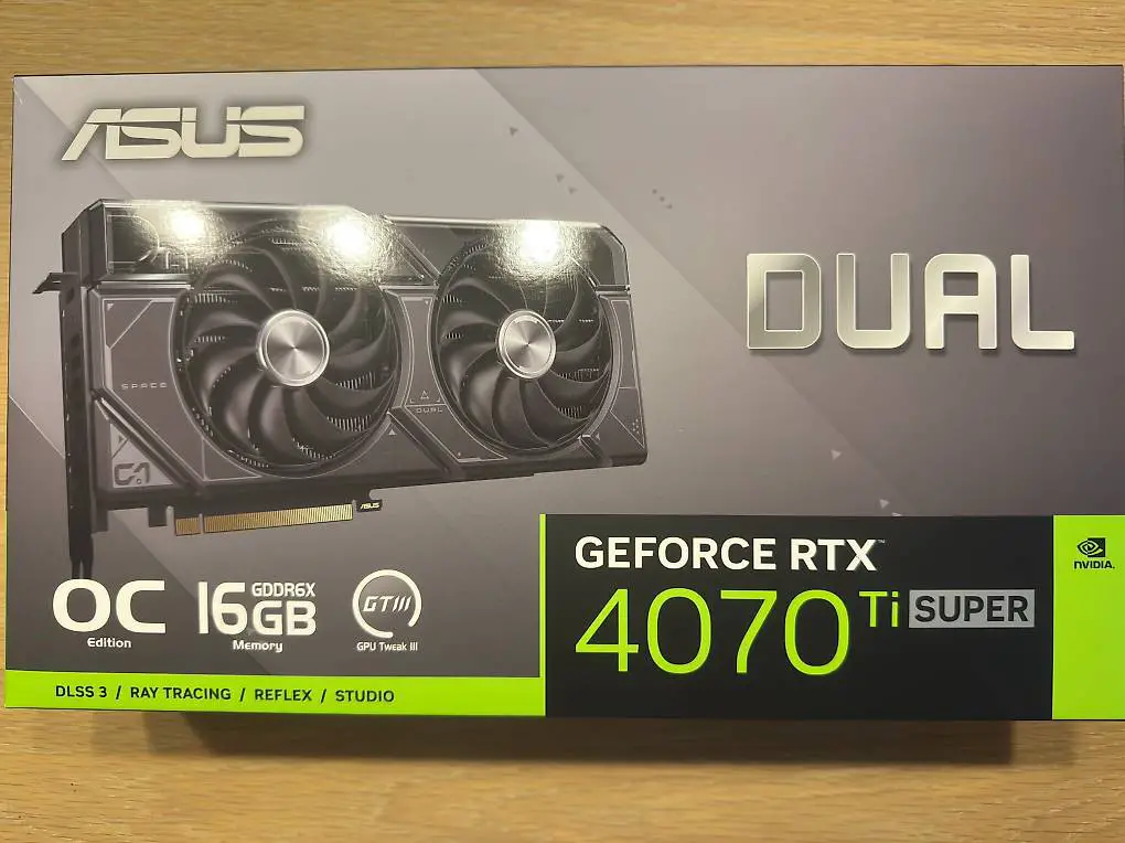asus dual geforce rtx 4070 ti super oc - garantie bis 08/26