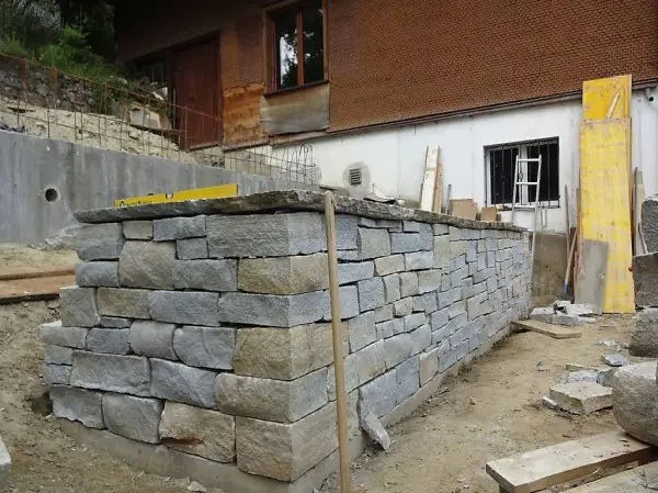  MAUERSTEINE GESPALTEN KLEINMAUERSTEINE LUSERNA GRAU GEMISCHT