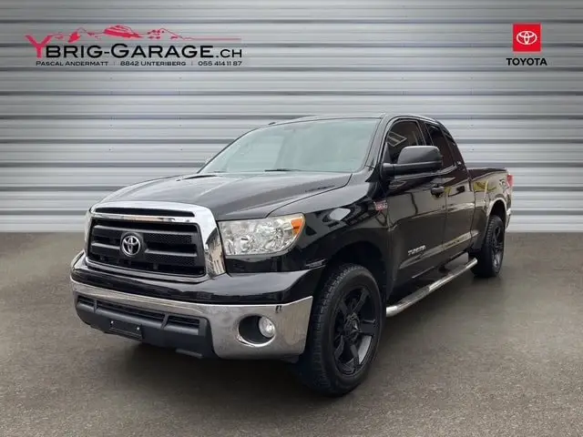 toyota 5.7 v8 4x4 crew max sr5