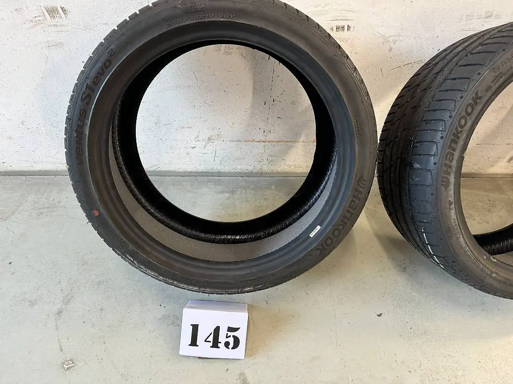 Hankook Evo2 Sommerreifen 265/35/19 fast neuDOT 0920
