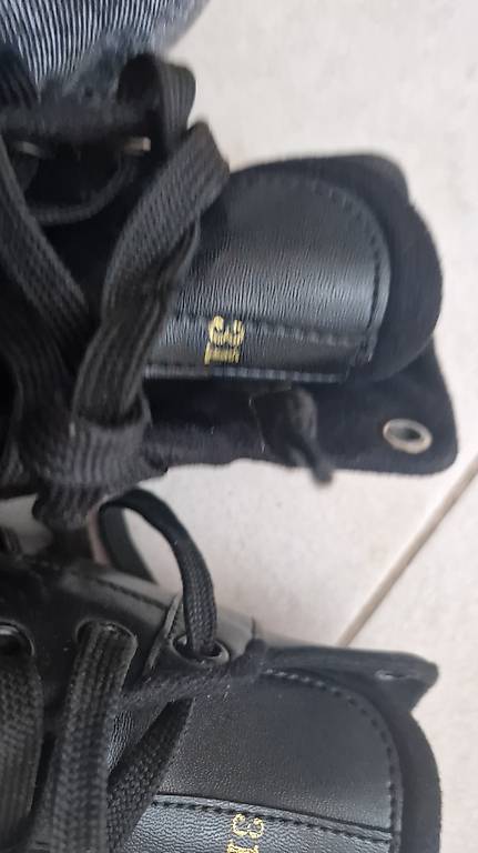 Hockey Schlittschuhe Gr. 31