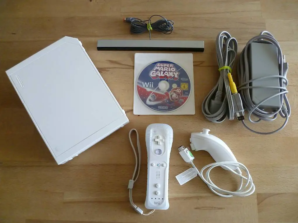 Nintendo Wii mit Zubehör und Super Mario Galaxy