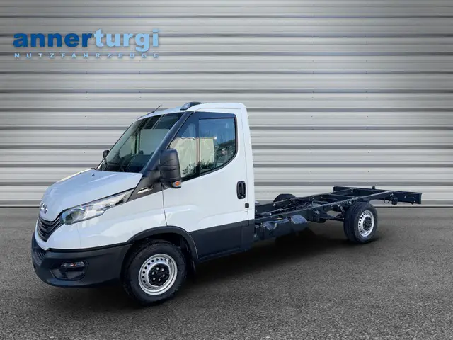 IVECO, 35s18HA8 3750, Chassis-Kabine