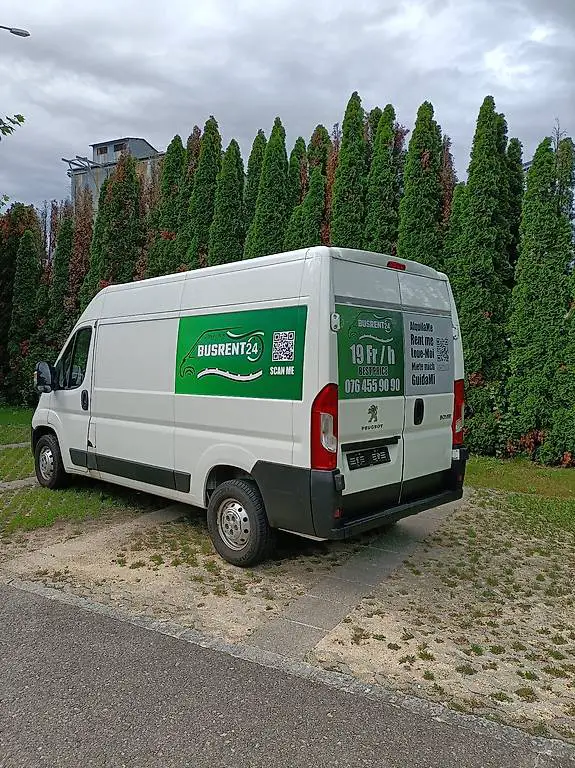 Transporter Bus Lieferwagen Mietwagen ohne Depot Zürich