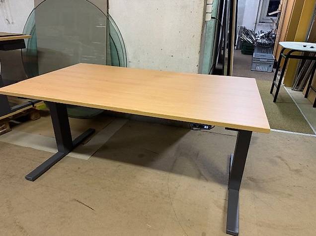 LO Extend Sitz-/Stehtisch 140x80cm (mehrere an Lager)