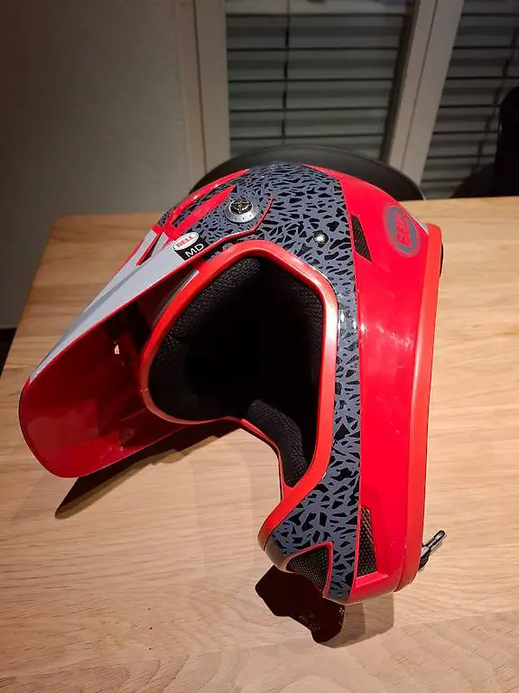 Bell Integralhelm für Kinder, Helmgrösse M