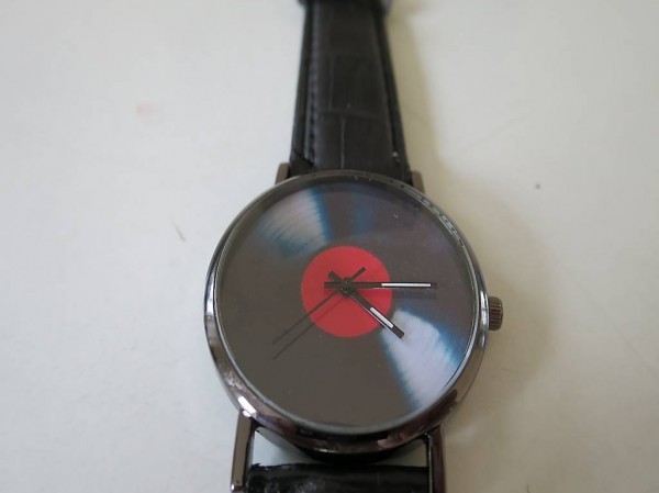 Armbanduhr "Schallplatte" (Neu)