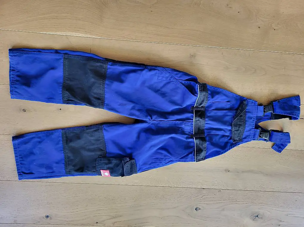 Latzhose 122/128 für Baustelle, Bauernhof Wald