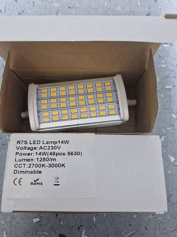 Restposten mit 92 Stück neuen R7s Stab LED Lampen