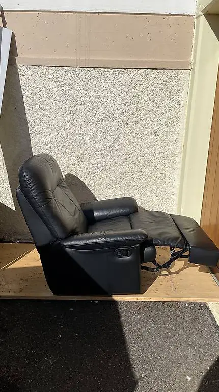Ledersessel mit Liegefunktion
