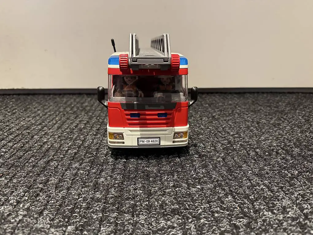 Playmobil Feuerwehrleiterwagen