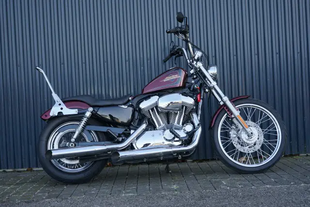 harley-davidson xl 1200 v sportster seventy two
