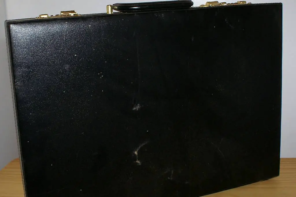 Gebrauchter Aktenkoffer