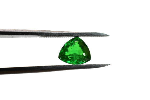 Tsavorit-2.03 ct-AA-Natural-Idar-Oberstein Meisterschliff