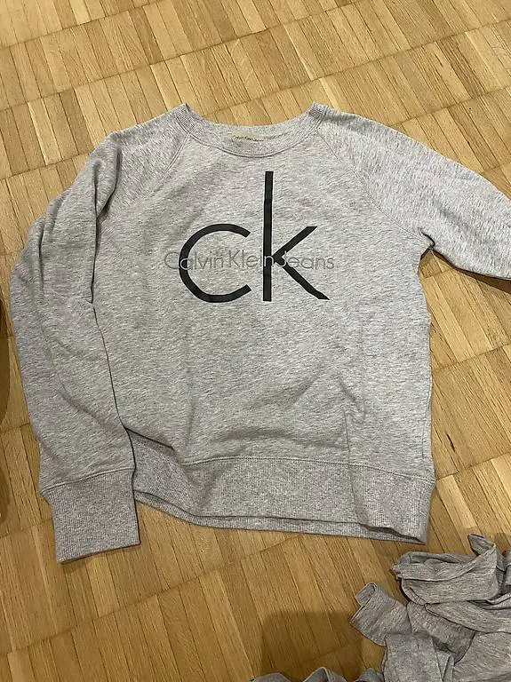 Calvin Klein Pullover