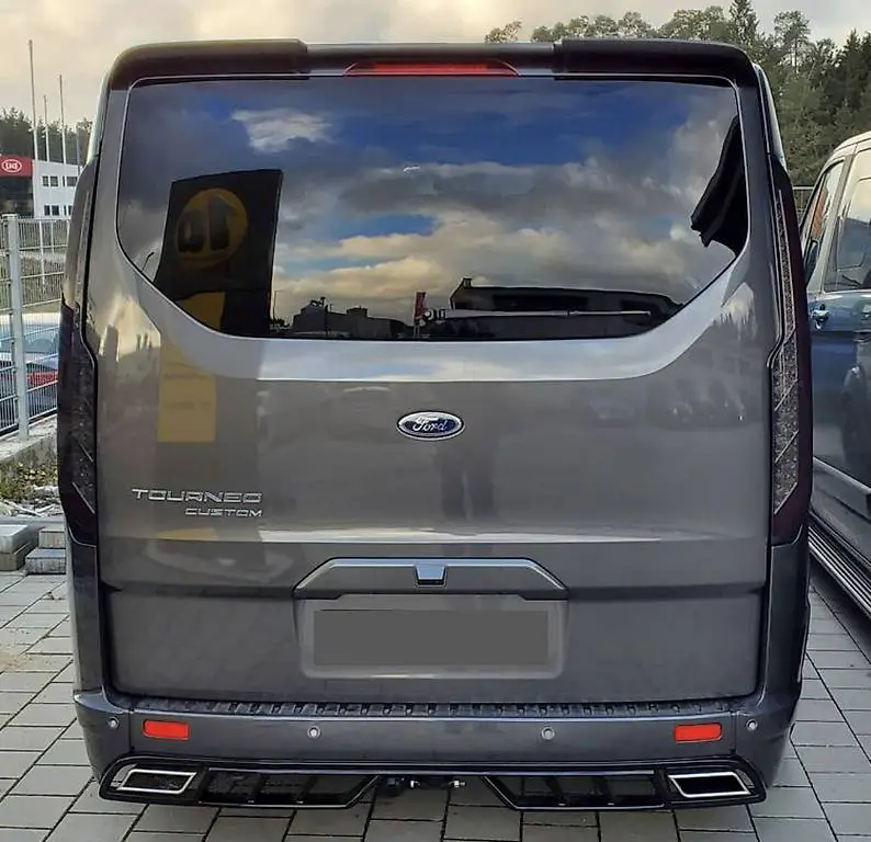 Dunkle LED-Leuchten für Ford Transit Vans oder Wohnmobile