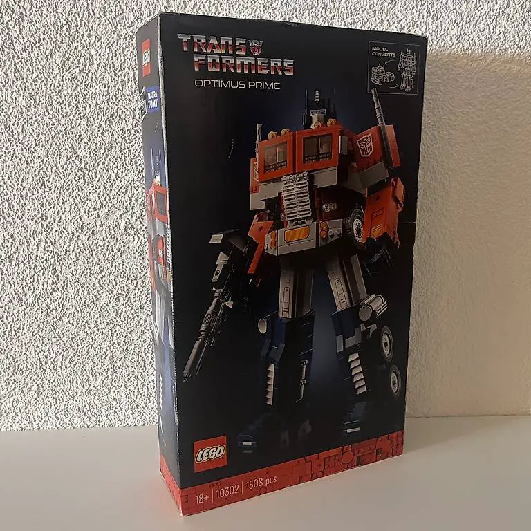 Lego Trans Formers 10302