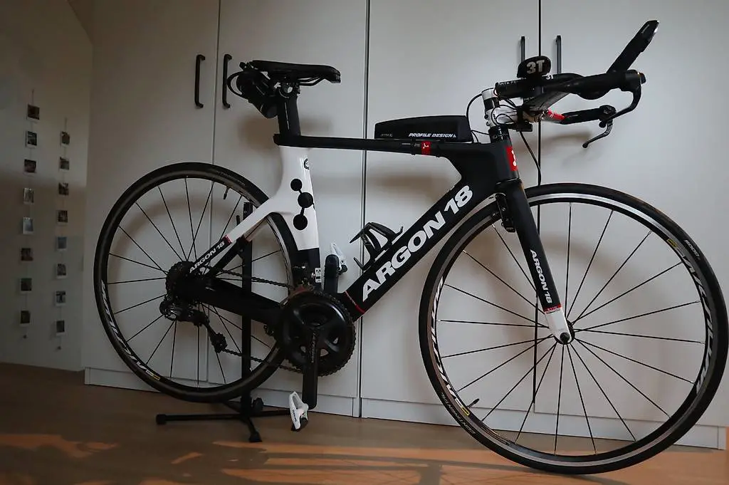 Triathlonvelo/Zeitfahrrad Argon18 E116 +Laufradsatz DT SWISS