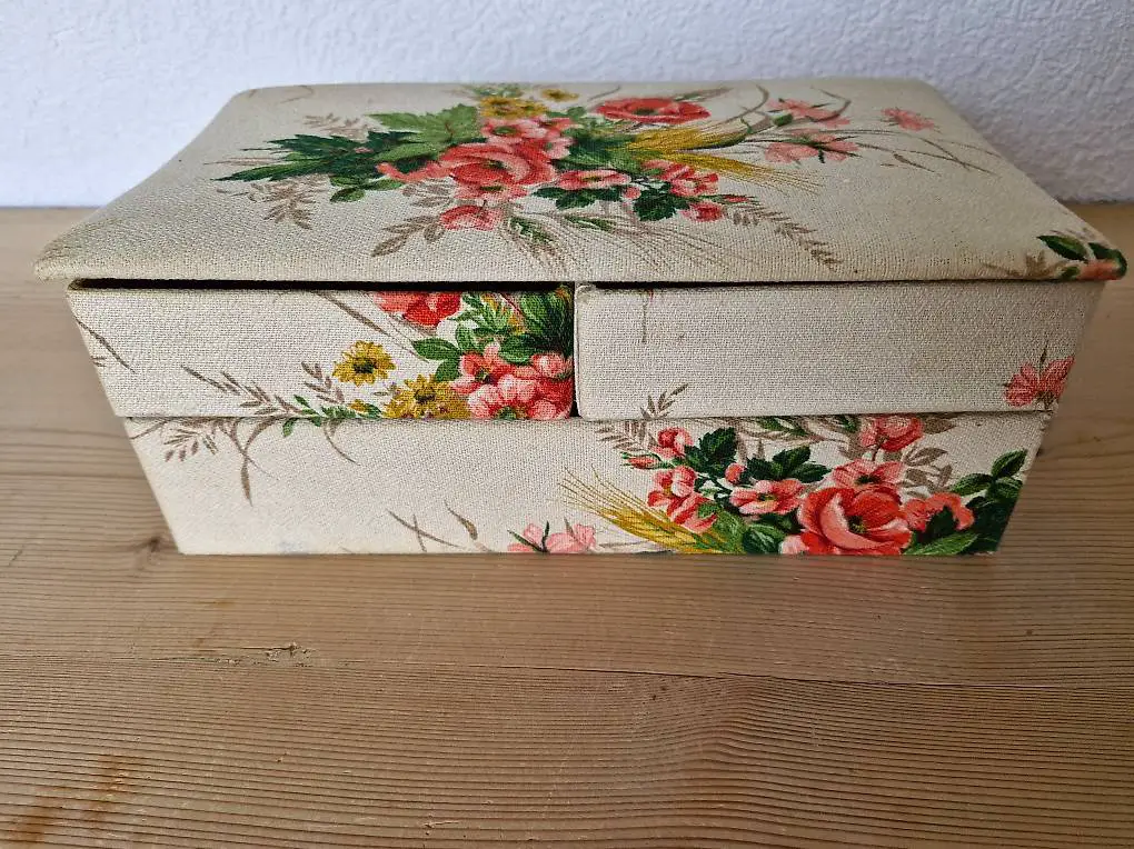 Schmuckkästchen Schmuckdose Nähkasten WA