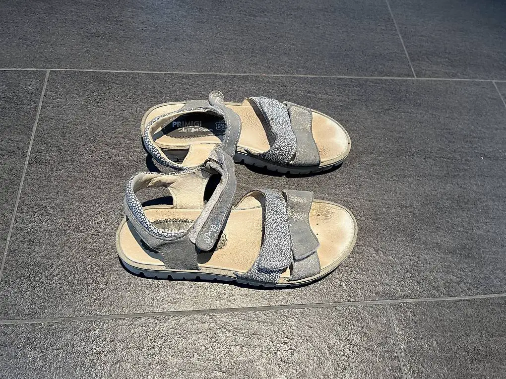 Ledersandalen Gr. 35