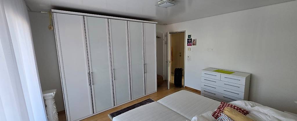 Komplette Schlafzimmermöbel inkl. 180 x 200m Bett/Matraze