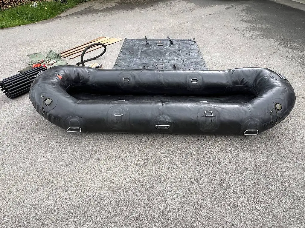 Schlauchboot M2 Armee Militär Swiss Army