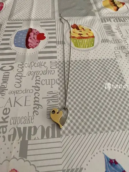 Collana con ciondolo a cuore