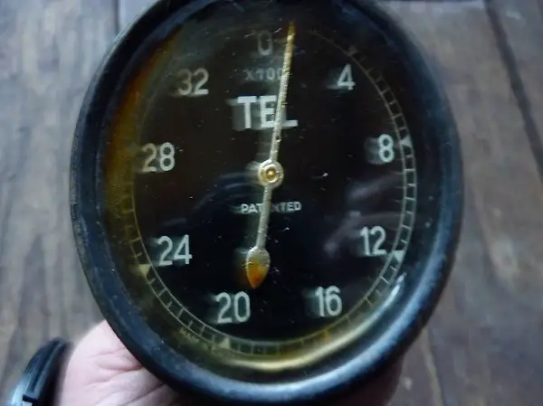 Oldtimer Tacho Geschwindigkeitsanzeige