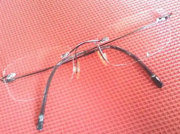 Brille mit Korrektur -1.75 / -0.50