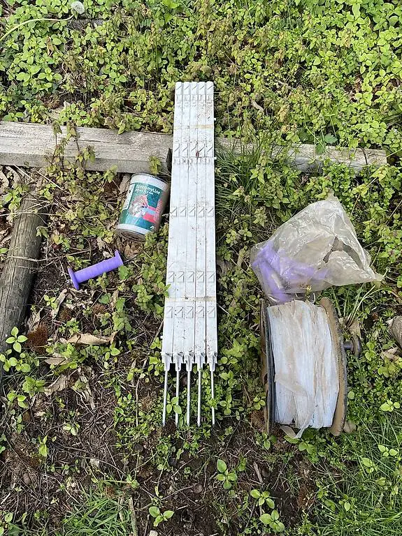 Vendo materiale per pascoli