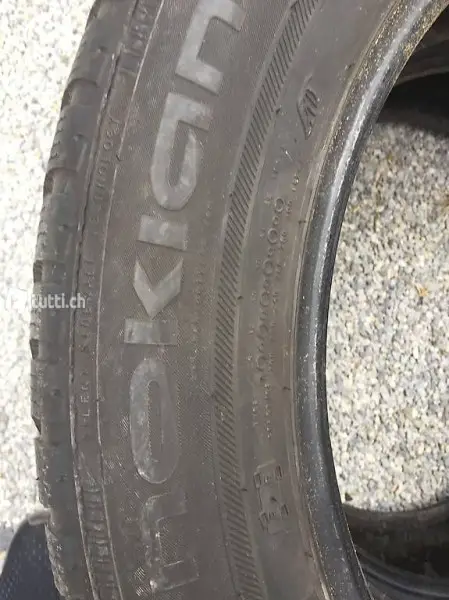 2xWinterreifen Nokian 215/65R16