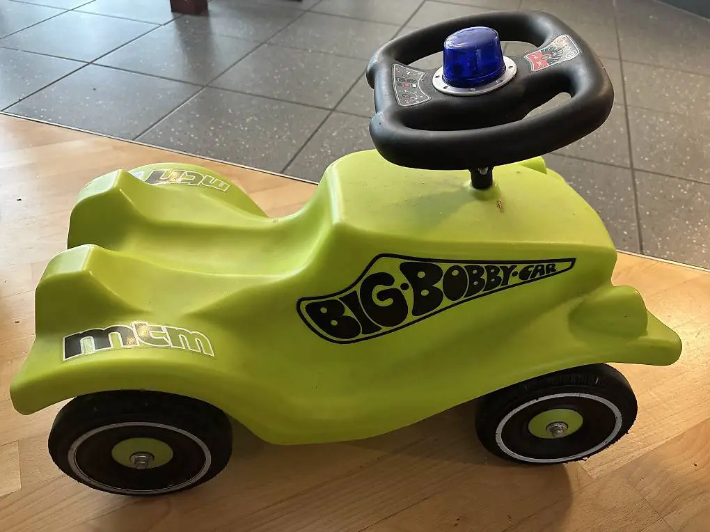 Bobbycar grün