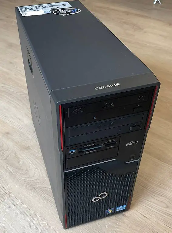 Fujitsu Celsius W410 Workstation SSD, HDD 4TB, 16GB, Zubehör
