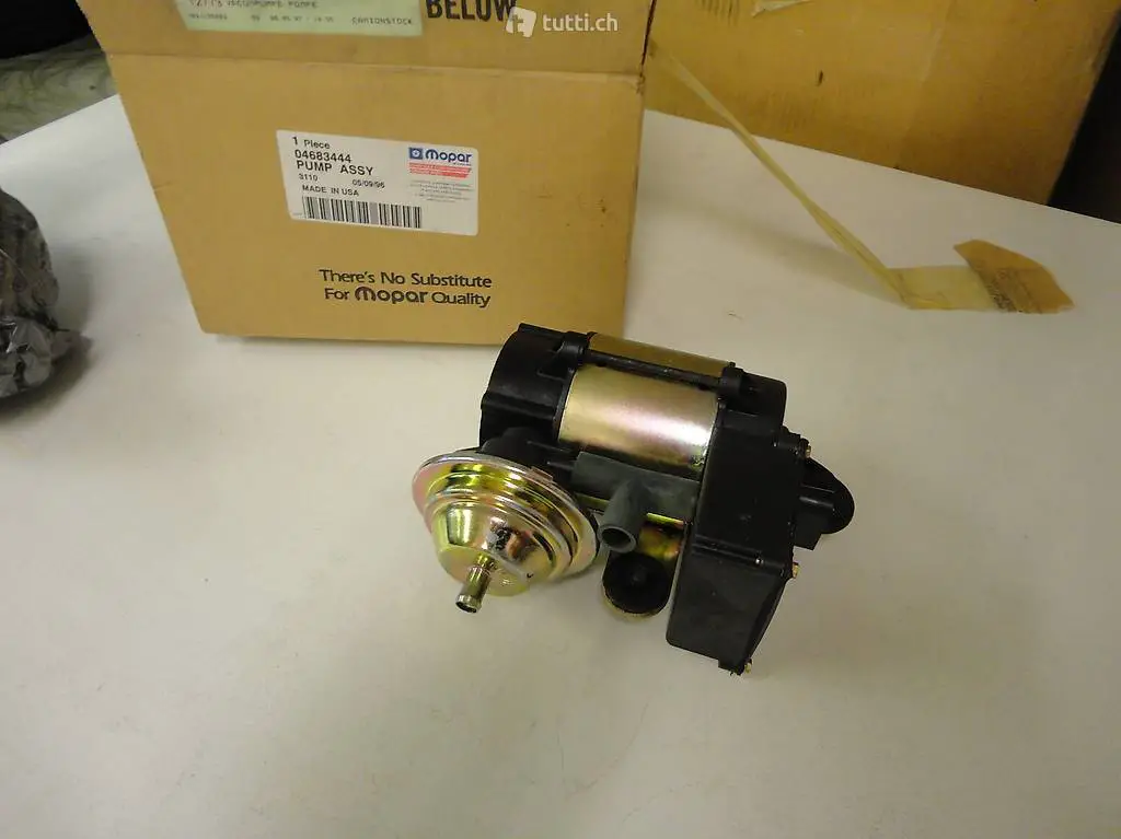  Vakuum-Pumpe R4683444 Chrysler Voy. 2.5TD