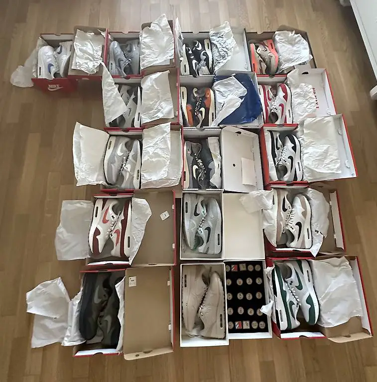 Div. Nike Air Max 1 US 8.5 / EUR 42