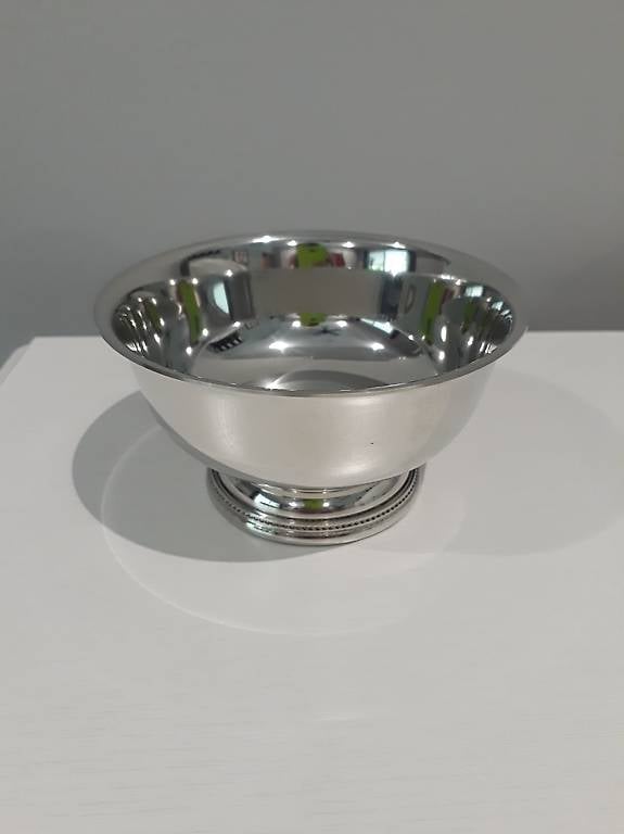 Sammlerstück aus poliertem Zinn