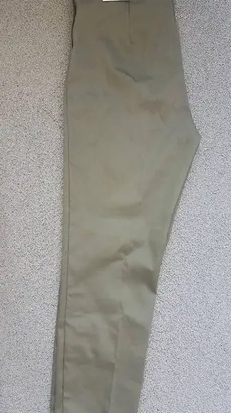 Ladenneue Hose, mit Etikette, Gr.44