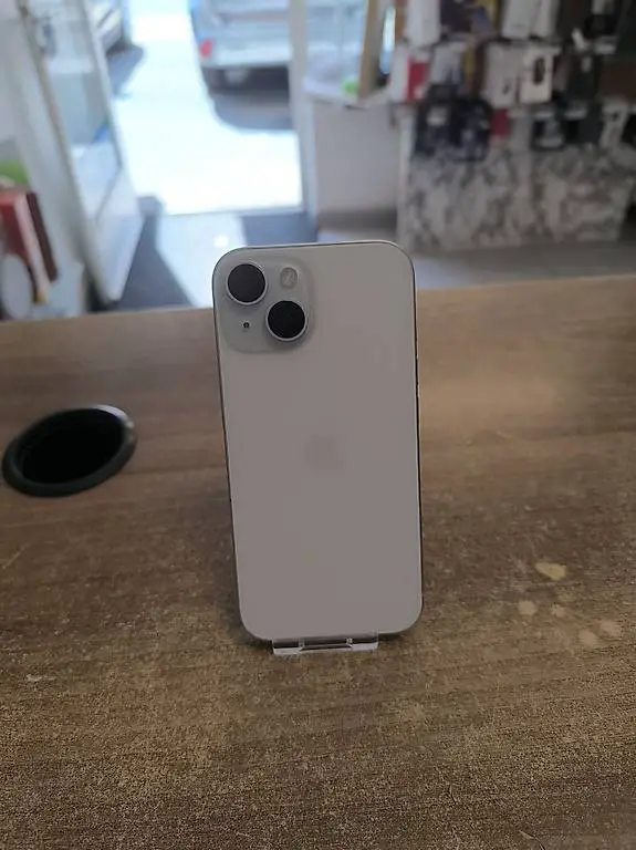 iPhone 15