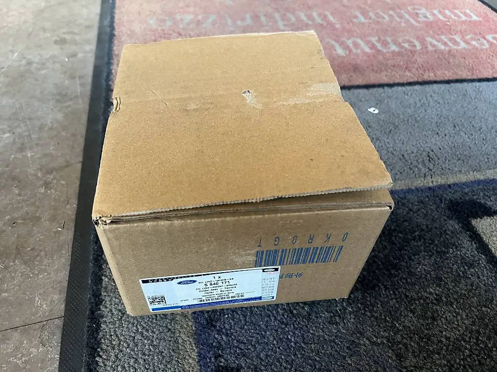 Ford (NEU) Kamerahalter 5840171