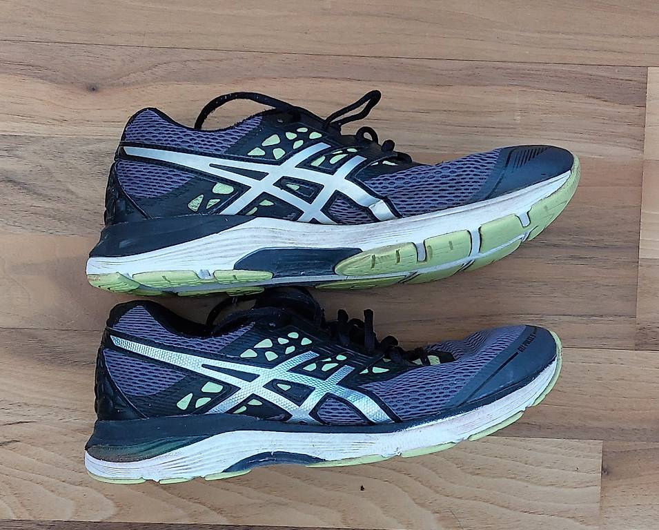 ASICS Laufschuhe / Joggingschuhe, Gr. 43.5, gebraucht