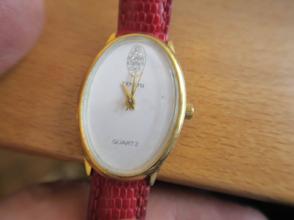 Veneto Damenuhr Quartz Batterie wechseln
