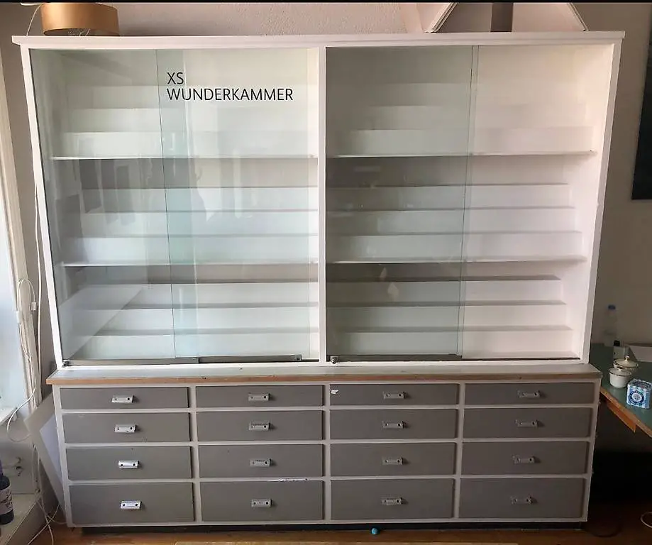 Schmuckschrank mit Schubladen-Sideboard