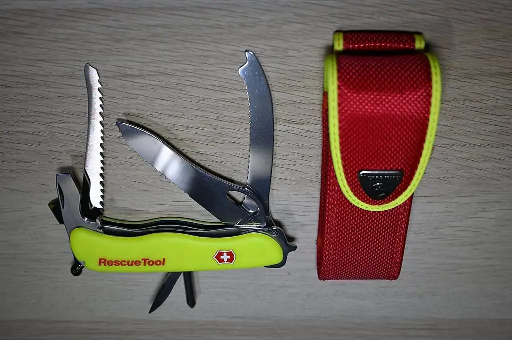 Victorinox Rescue Tool