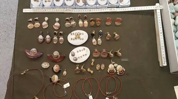 Pietra paesina .spille.collane.orecchini.