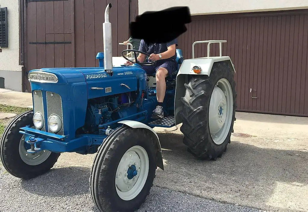 Fordson Super Dexta