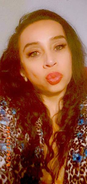 Patricia kendall belle sexy transexuelle 22x4 cm prive discret.