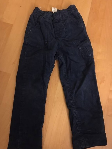 Gefütterte Cordhose Grösse 92
