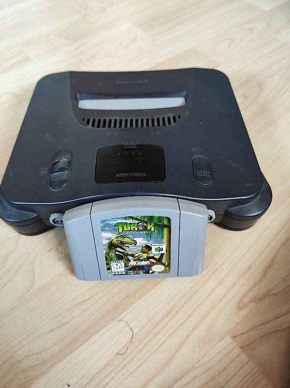 N64 Konsole USA inkl. 1 Spiel
