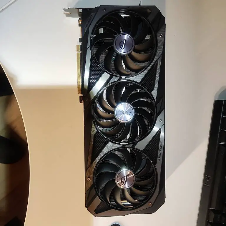 Asus RTX 3070 ti Strix