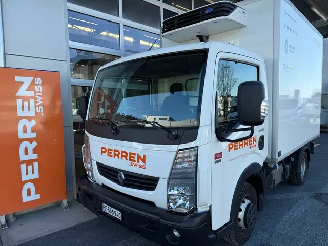 RENAULT / RENAULT TRUCKS, Maxity 130.535 Kühler/Koffer, Kühlfahrzeug